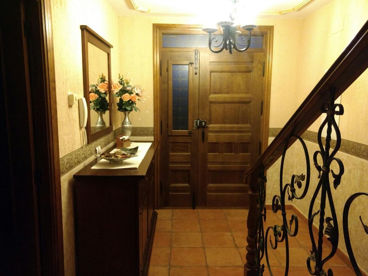 Escapada Delux Guest House Ossa de Montiel Exterior photo